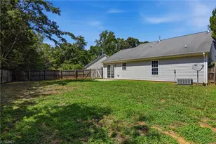 5858 Bushberry Ct, Winston-Salem, NC 27105 - Photo 30