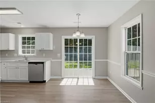 5858 Bushberry Ct, Winston-Salem, NC 27105 - Photo 8