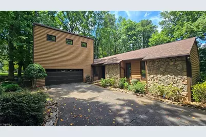 632 Browning Place, Winston-Salem, NC 27103 - Photo 2