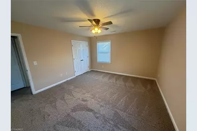 404 Mount Olive Drive, Greensboro, NC 27406 - Photo 10
