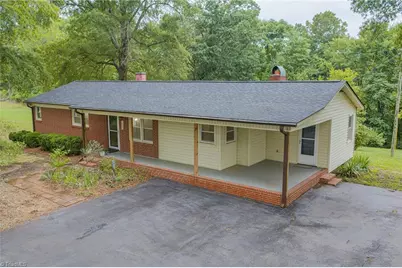 1401 Walnut Street, Reidsville, NC 27320 - Photo 1