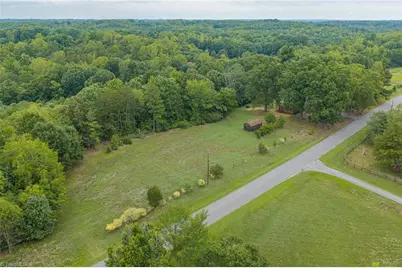 1401 Walnut Street, Reidsville, NC 27320 - Photo 2