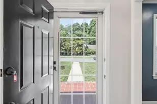 925 Branchwood Dr, Kernersville, NC 27284 - Photo 2