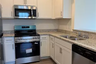 3422 Royal Highland Dr, Winston-Salem, NC 27701 - Photo 2