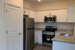 3422 Royal Highland Dr, Winston-Salem, NC 27701 - Photo 8
