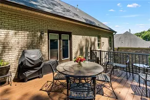 2261 Cambridge Oaks Dr, High Point, NC 27262 - Photo 38