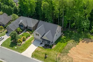 2261 Cambridge Oaks Dr, High Point, NC 27262 - Photo 46