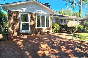 3703 Hickory Hill Dr, Greensboro, NC 27410 - Photo 24