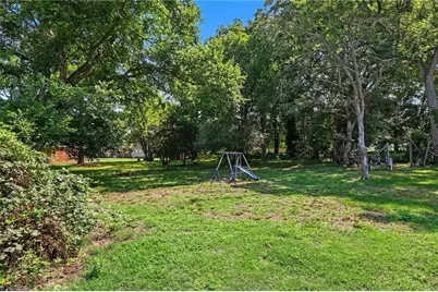 437 Fulton Street, Burlington, NC 27217 - Photo 12