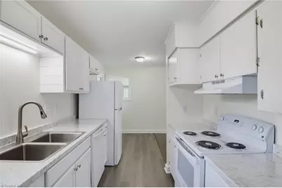 901 W Main Street, Mayodan, NC 27027 - Photo 16