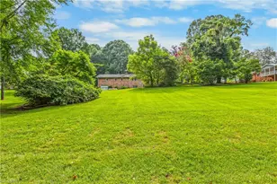 107 Hickory St, Boonville, NC 27011 - Photo 22