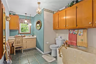 107 Hickory St, Boonville, NC 27011 - Photo 12