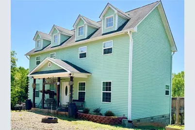 243 Hunter Ridge Lane, Ararat, NC 27007 - Photo 2