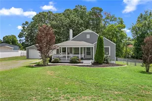 2308 Venie St, Burlington, NC 27215 - Photo 2