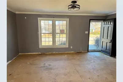 201 E Harden Street, Graham, NC 27253 - Photo 2