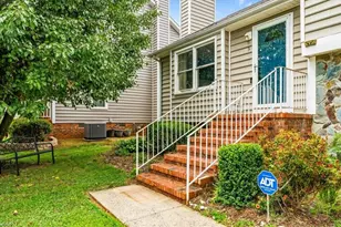3 Woodlea Ridge Ct, Greensboro, NC 27406 - Photo 2