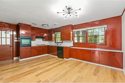 2776 Reynolds Park Road, Winston-Salem, NC 27107 - Photo 8