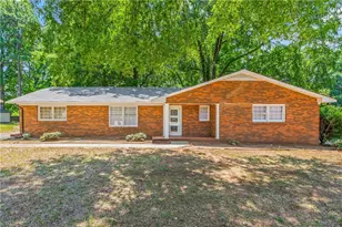 2776 Reynolds Park Rd, Winston-Salem, NC 27107 - Photo 1