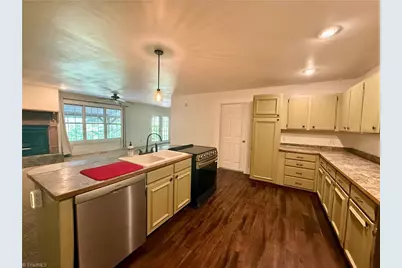 900 Smokey Mtn Trail, North Wilkesboro, NC 28659 - Photo 6