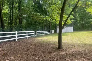 159 Richard Dr, Winston-Salem, NC 27107 - Photo 6
