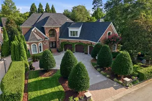 805 Northern Shores Ln, Greensboro, NC 27455 - Photo 2