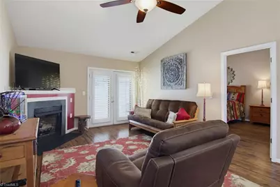 901 Glen Gate Circle, Kernersville, NC 27284 - Photo 18