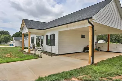 1307 Unifi Industrial Drive, Yadkinville, NC 27055 - Photo 28