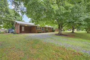 6954 Gra Lan Dr, Trinity, NC 27360 - Photo 4