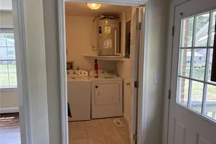 206 Grover St, Winston-Salem, NC 27101 - Photo 10