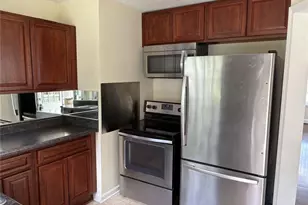 206 Grover St, Winston-Salem, NC 27101 - Photo 12