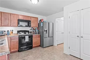 6518 Ashebrook Dr, High Point, NC 27265 - Photo 6