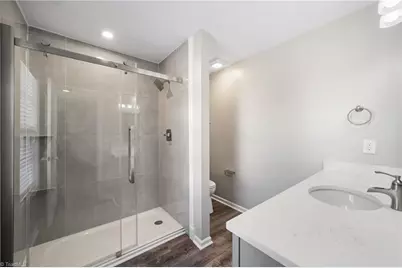 5817 Fox Point Circle, Winston-Salem, NC 27104 - Photo 38
