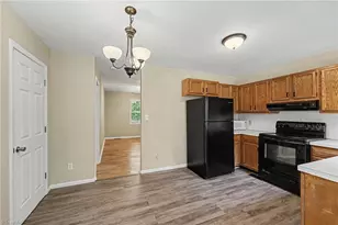 388 Meadow Lark Ln, Thomasville, NC 27360 - Photo 14