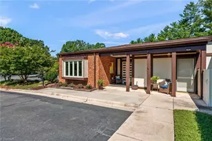 1137 Gatehouse Rd, High Point, NC 27262 - Photo 2