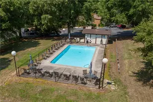 1137 Gatehouse Rd, High Point, NC 27262 - Photo 30