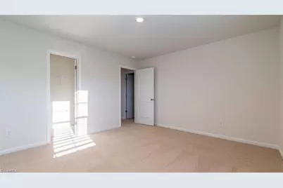 203 Hungerford Boulevard, Jamestown, NC 27282 - Photo 32
