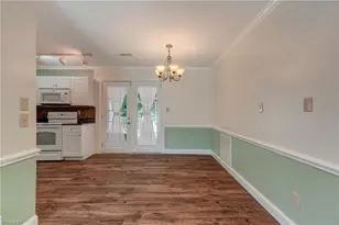 2050 E Hearthwood Ct, Greensboro, NC 27407 - Photo 8