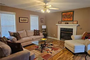 2837 Bridgeport Dr, Winston-Salem, NC 27103 - Photo 6