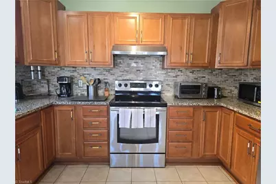 2837 Bridgeport Drive, Winston-Salem, NC 27103 - Photo 10