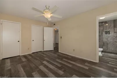 5406 Courtfield Drive, Greensboro, NC 27455 - Photo 32