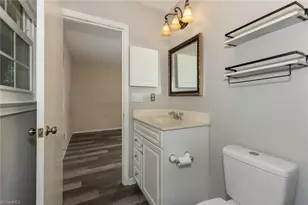5406 Courtfield Dr, Greensboro, NC 27455 - Photo 34
