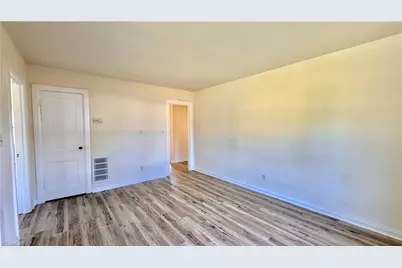 1512 Andover Avenue, Greensboro, NC 27405 - Photo 4