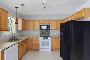 1965 Camden Forest Dr, Winston-Salem, NC 27127 - Photo 10