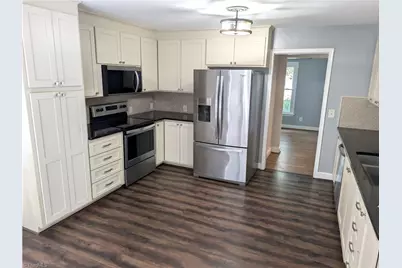 3830 Ranchwood Drive, Clemmons, NC 27012 - Photo 2