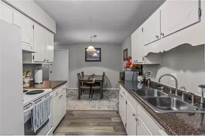 2270 Sunderland Road #12A, Winston-Salem, NC 27103 - Photo 10