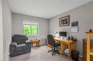 2270 Sunderland Rd, Winston-Salem, NC 27103 - Photo 12