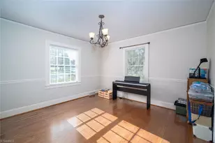 902 Josephine Boyd St, Greensboro, NC 27408 - Photo 8