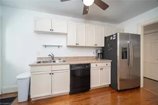 902 Josephine Boyd St, Greensboro, NC 27408 - Photo 10