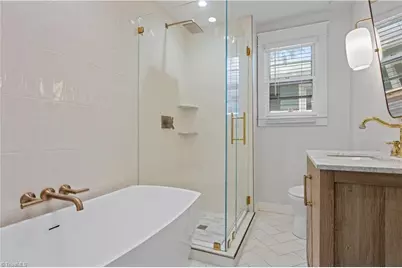 511 Charter Place, Greensboro, NC 27405 - Photo 28