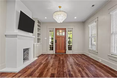 511 Charter Place, Greensboro, NC 27405 - Photo 6